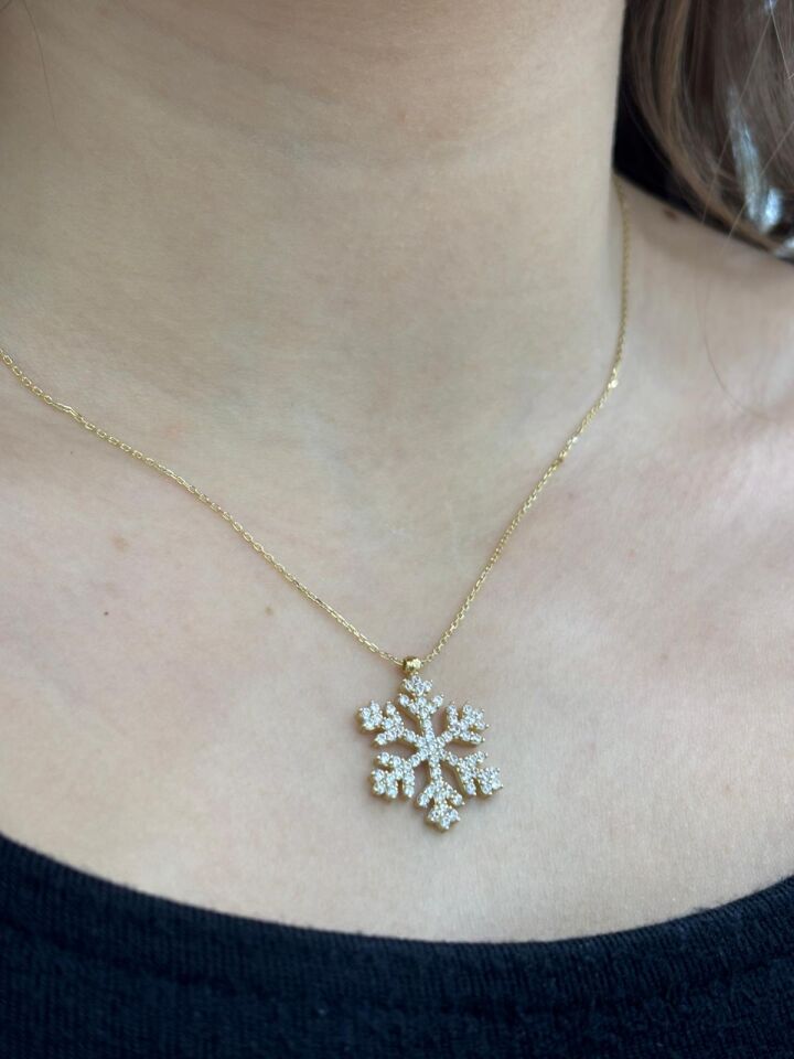 14 Ayar Altın Kar Tanesi Kolye