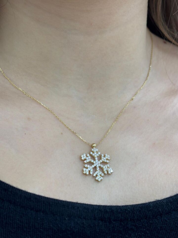 14 Ayar Altın Kar Tanesi Kolye