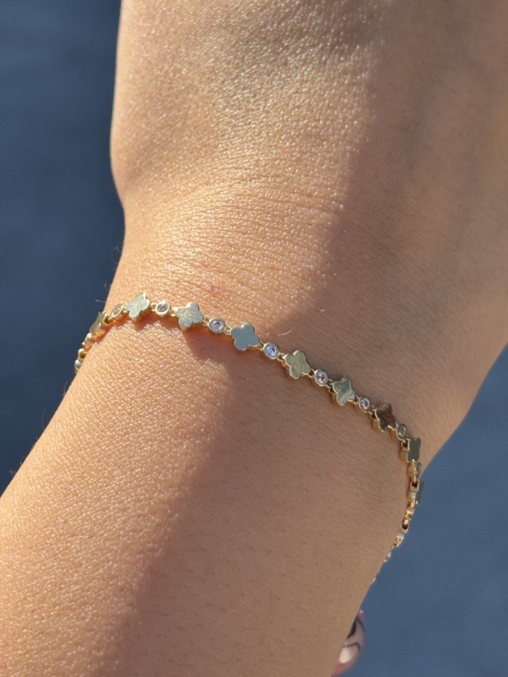 Bileklikler ve Kelepçeler